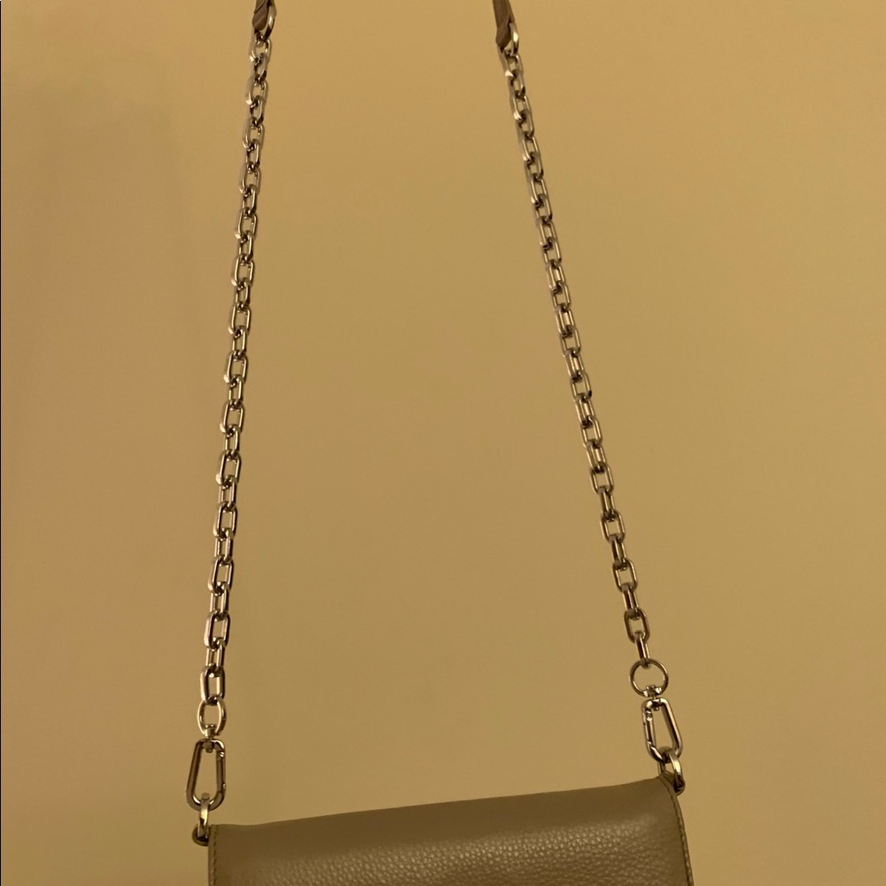 Tory Burch Wallet On Chain - Picture 2 of 5